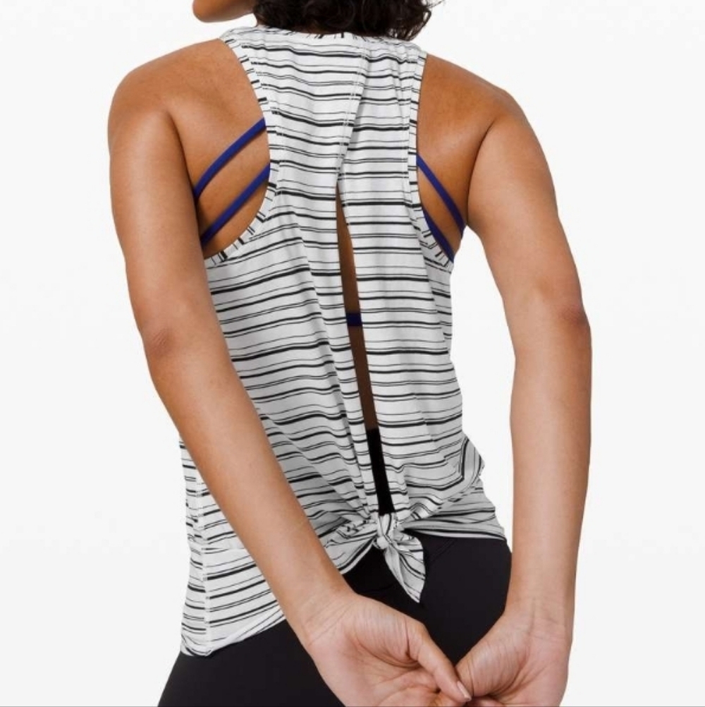 Lululemon All Tied Up Tank Sz 4